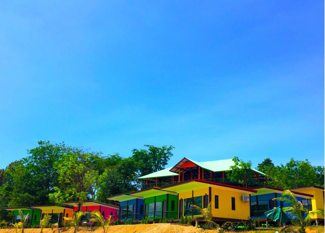 T-House@Siray Hotel Phuket Kültér fotó